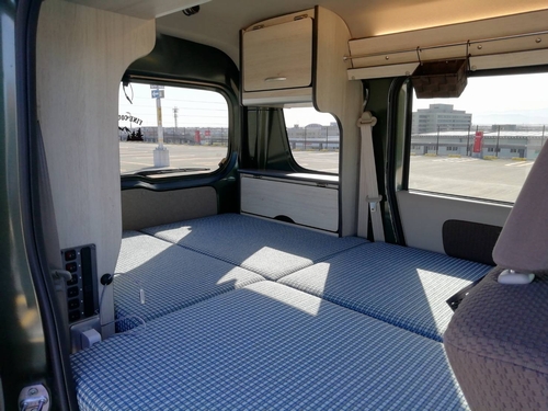 車内　カスタム